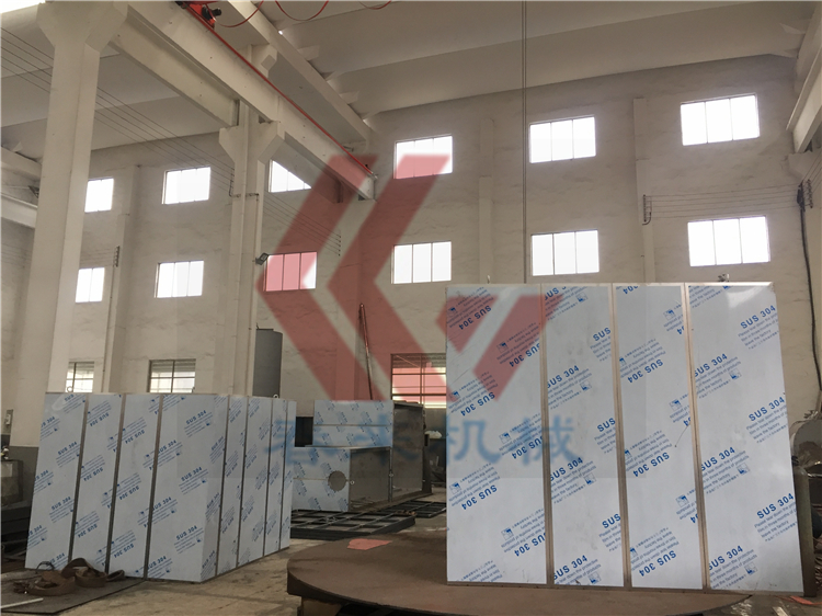 CT-C-I型II型熱風循環烘箱生產現場