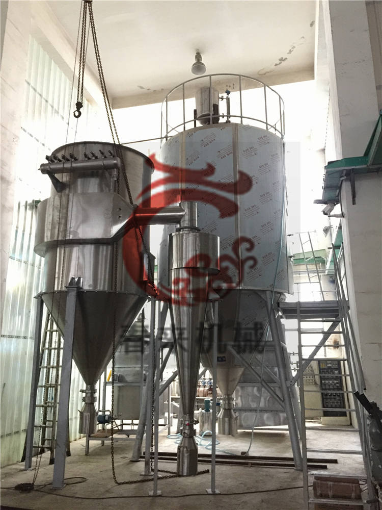 LPG-100型高速離心噴霧幹燥機的安裝調試現場